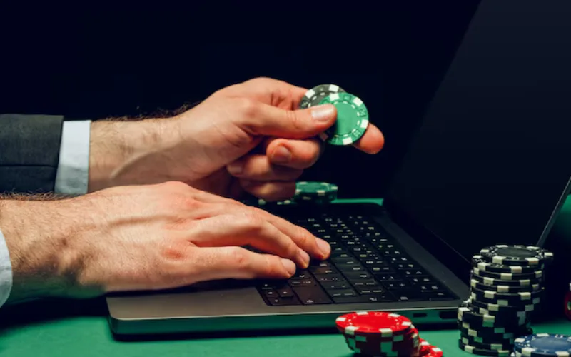 Online Poker